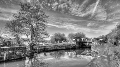 scenic sky space rural route outdoors path relaxing towpath view water waterway uk transport transportation travel trees nottinghamshire countryside cycle cycling derbyshire canal boating british east midlands lock narrow nature landscape england english erewash black white monochrome mono nikon d7200 tokina 1116mm