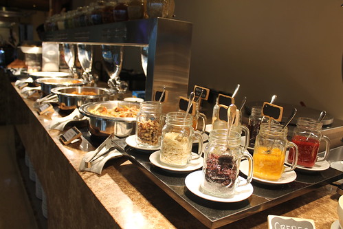 A Spread of Dishes to Rival the Cities Best Buffets