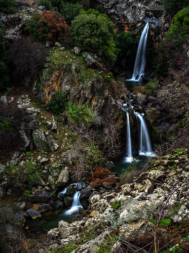 ramathagolan waterfall saharfalls israel nature