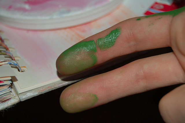Green fingers photo by iHanna of wwww.ihanna.nu #studiofriday #artjournaling