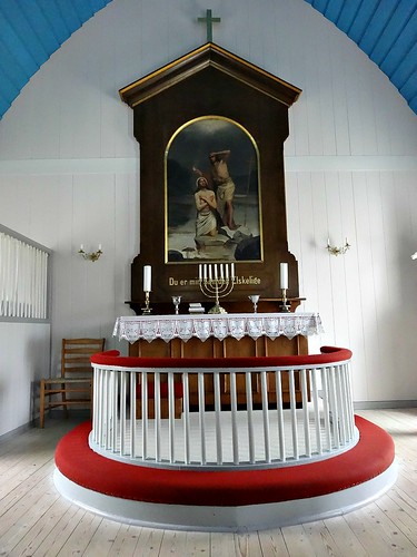 blue red white church interior altar faroeislands kirkja altarpiece føroyar fámjin