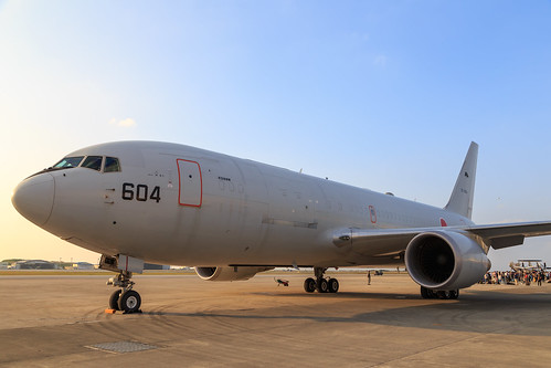 KC-767 空中給油機