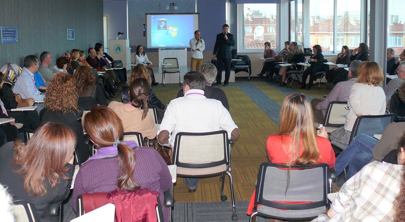 Üsküdar Üniversitesi’nde yeni dönem Tıbbi Hipnoz Eğitimleri başlıyor