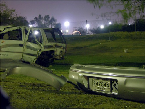 kuwait carwreck wreck crash accident yukon night geotagged geolat290894 geolon480993