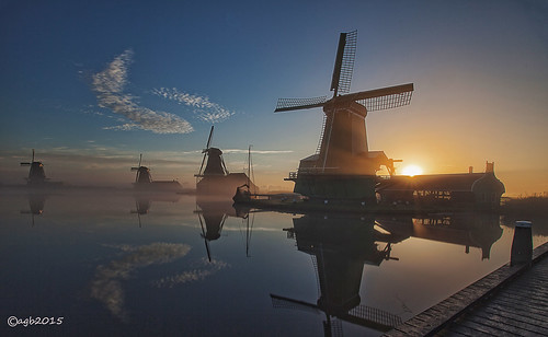zaanseschans sunrise longexposure dutchlandscapereflections water mills