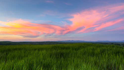 sunset clouds sky nature landscape grass field rural kamiakbutte pacificnorthwest canoneos5dmarkiii johnwestrock canonef2470mmf28lusm washington