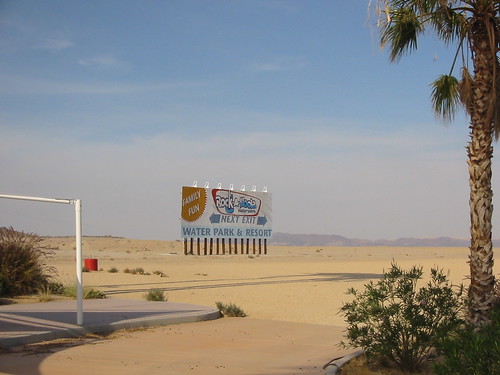 california abandoned desert amusementpark newberrysprings rockahoola