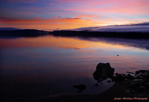 washingtonstate pacificnorthwest hoodcanal dawn sunrise reflections water rocks seashore colors fog