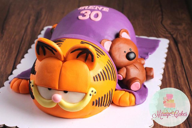Garfield Cat Cake by Christine Janer Gregorio of Mirage Cakes