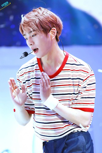 150528 Onew @ Samsung Play the Challenge 18851847394_b5309e237f