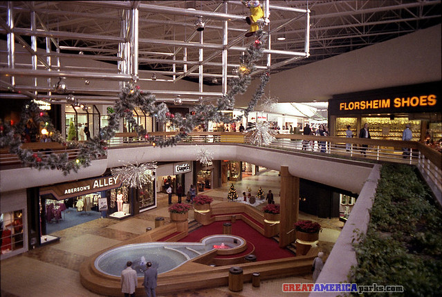 Woodland Hills Mall, Tulsa, OK | Flickr - Photo Sharing!