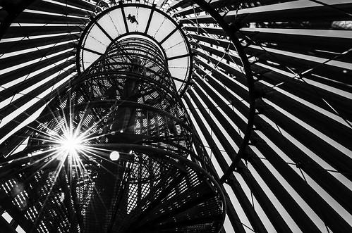 blackandwhite leipzig sachsen sunrays sunbeam sonnenstrahlen observationtower cospudenersee aussichtsturm schwarzweis nikond7000