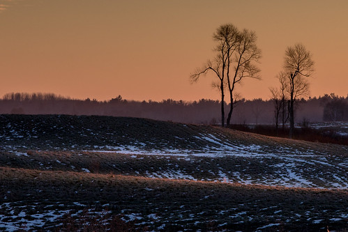 hills sunrise amanecer moraines michigan isabellacounty trees rollers rolling snow december winter canoneos5dmarkiv