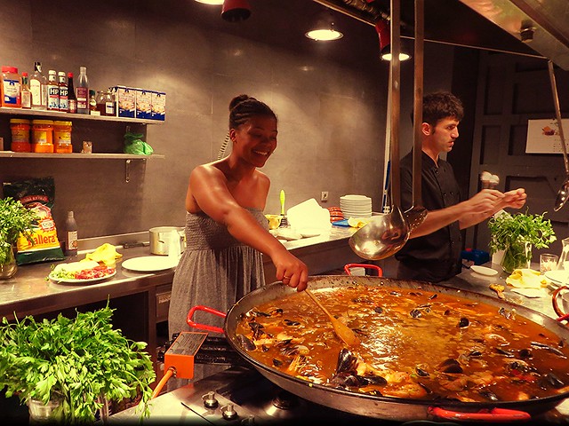 paella class in barcelona, things to do in barcelona, reasons to visit barcelona