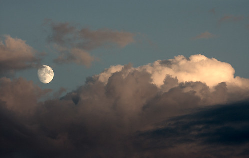 sky moon ontario canada clouds evening thunderbay 70200mmf28gvr