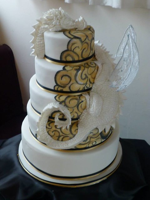 Cake by Pipe and Slice Cakes