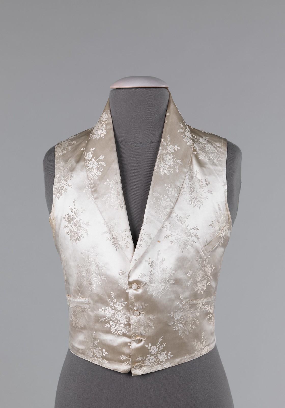 1840. French. Silk, cotton. metmuseum