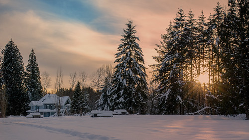 tyneheadregionalpark house victorian architecture clouds sunrays trees winter snow field picnictables shadows surrey landscape sunset outdoors nikon d7000 dslr orange warmth pathway trail footprints forest tree