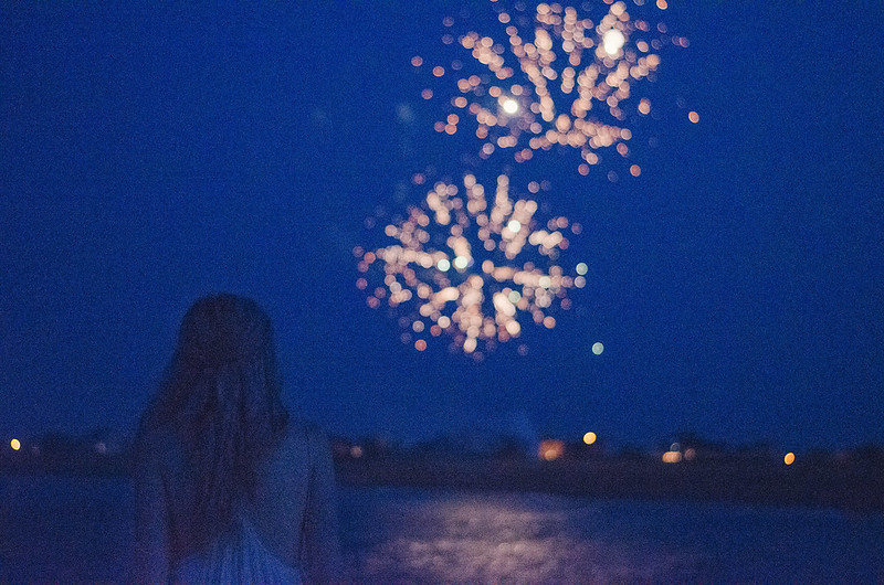 Fireworks over the Ocean on juliettelaura.blogspot.com