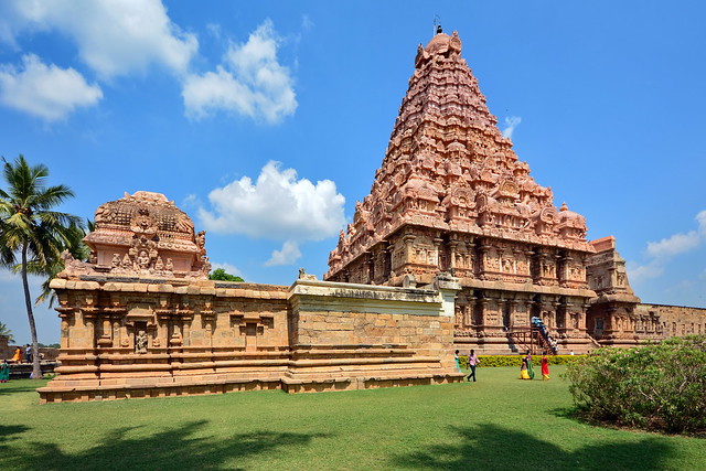 ‌India - Tamil Nadu - Gangaikondacholapuram - Brihadishvara Temple - 17