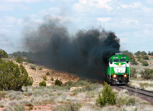 snowflake arizona train smoke locomotive exhaust montreallocomotiveworks c424 apacherailway