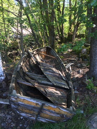abandoned boat decay båt iphone sirdal erlingsi haughom