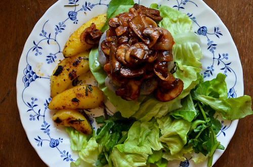 Mushroom & Swiss Burger with Pan-Seared Fingerling Potatoes