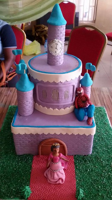 Cake by Naija Top Baker