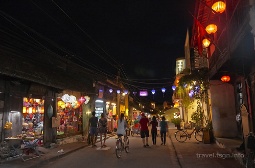 【写真】2015 世界一周 : ホイアン・市街地（夜）/2021-09-13/PICT1992