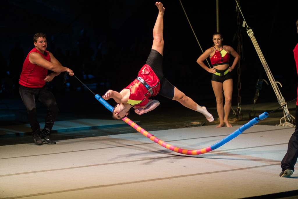 Acrobatic jump rope