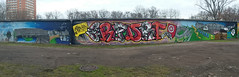 16582.Garagenrückwand Graffiti