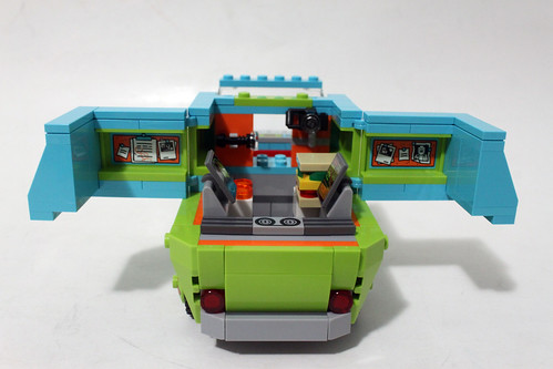 LEGO Scooby-Doo The Mystery Machine (75902)