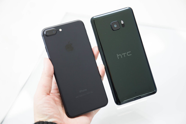 3D 水漾玻璃！ HTC 2017 新設計新機 U Ultra、U Play 發表會快速動手玩！大圖！ @3C 達人廖阿輝