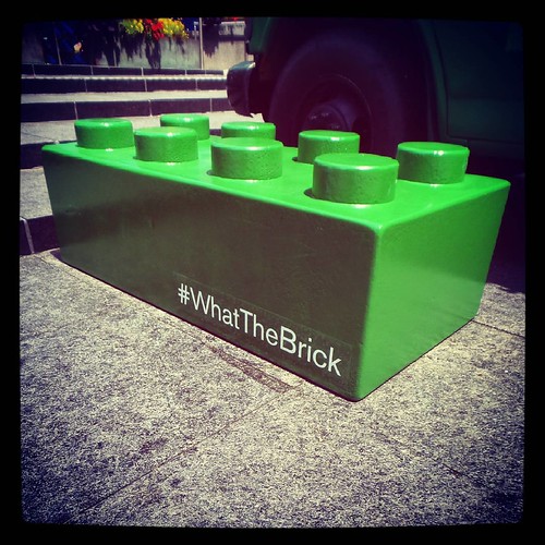 #WhatTheBrick? @myfountainsquare @DowntownCincy
