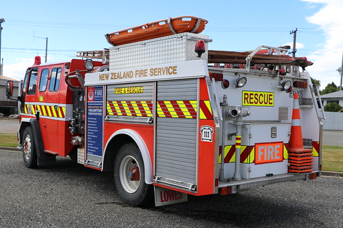 pumprescuetender tapanuivolunteerfirebrigade newzealandfireservice newzealand centralotago fireengine fireappliance lowesindustries iveco cargo 1218 fire tapanui