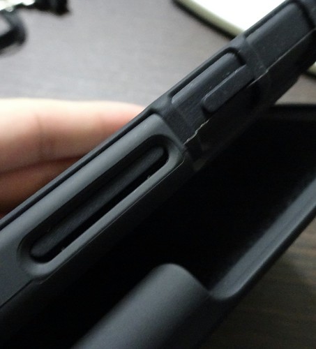 Nexus5xストラップ付きケース