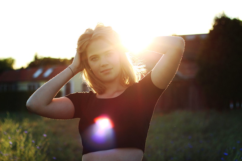 Alisha Mohnfeld mit Sonne juni 2015 118gimp