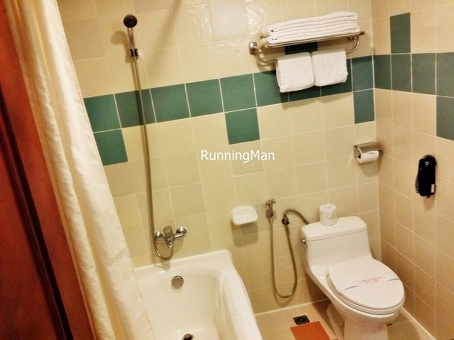 First Hotel 04 - Bathroom