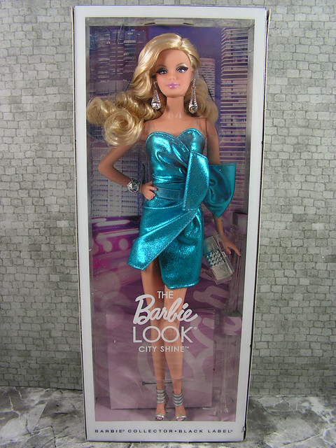 2014 The Barbie Look City Shine CJF49