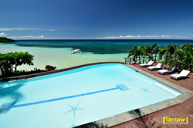 Santiago Bay Resort