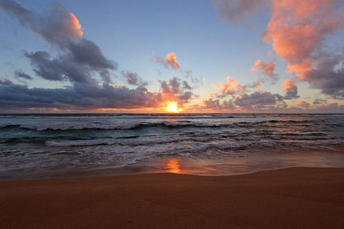 nukolii beach sunrise kauai pacific island september 2016 ハワイ 風景