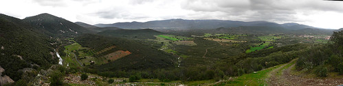panorama españa mountain landscape geotagged fz20 spain paisaje 2006 panoramic panoramica montaña flickrfly navasdeestena geo:lat=395 geo:lon=451667 ge:tilt=137122e12 ge:head=27185e14 ge:range=552381