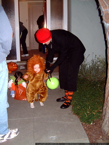 nick, rachel, candy   trick or treating in the marina district of san francisco   dscf6952