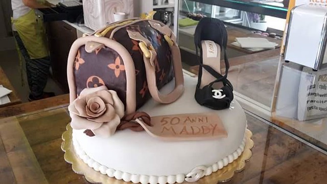Cake High Fashion by Carla Andreucci