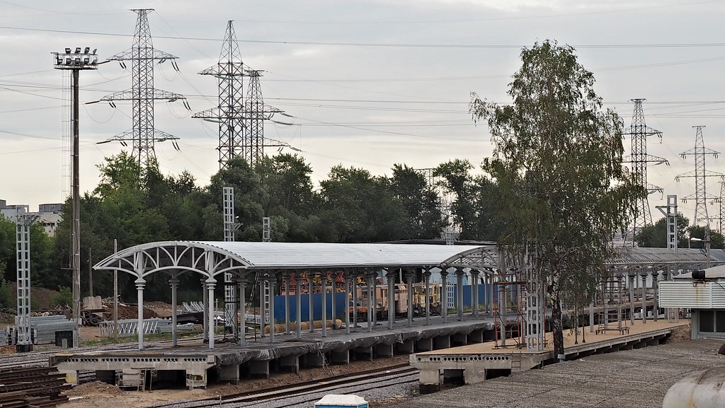 Vladykino MKZD railway station construction