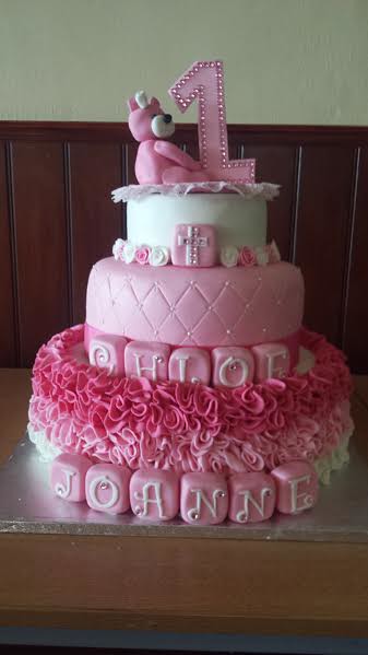 Pretty in Pink Cake by I MADE 'DIS