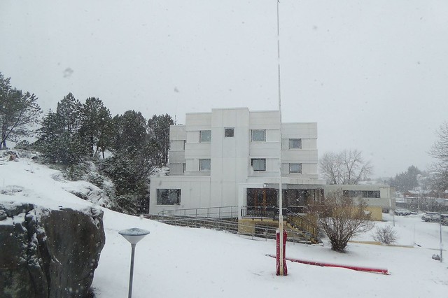 Lofoten Folkehøgskole with snow