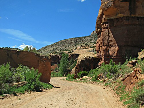 road rural colorado delta canyon highdesert escalantecanyon