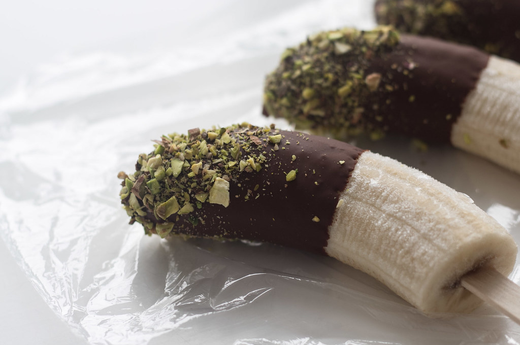 opskrift på hjemmelavede bananis med chokolade
