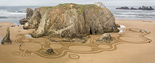 ocean art oregon landscape sand pacificnorthwest labyrinth bandonbeach